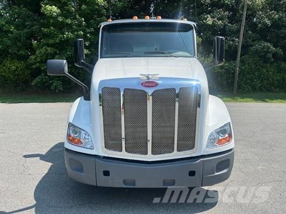 Peterbilt 579 وحدات الجر