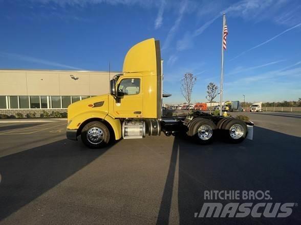 Peterbilt 579 وحدات الجر
