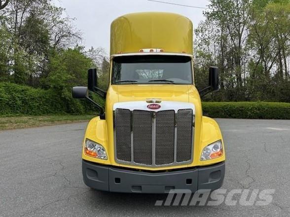Peterbilt 579 وحدات الجر