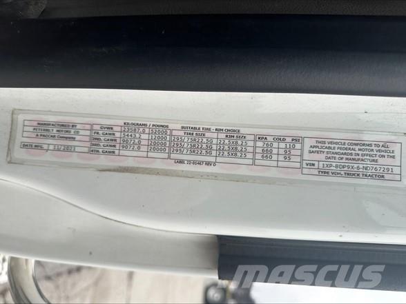 Peterbilt 579 وحدات الجر