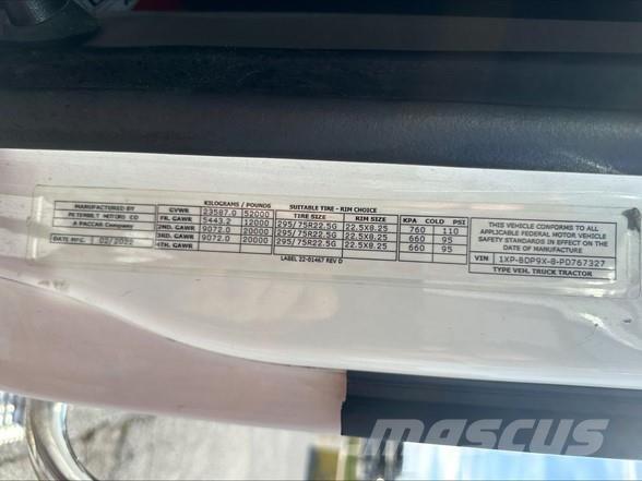 Peterbilt 579 وحدات الجر