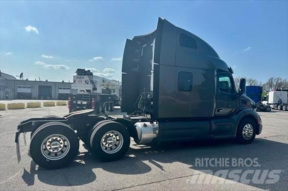 Peterbilt 579 وحدات الجر