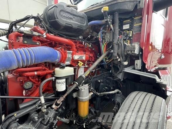 Peterbilt 579 وحدات الجر