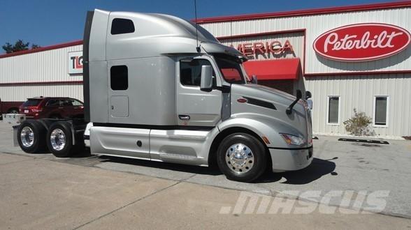 Peterbilt 579 وحدات الجر