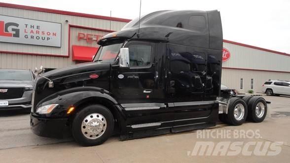 Peterbilt 579 وحدات الجر