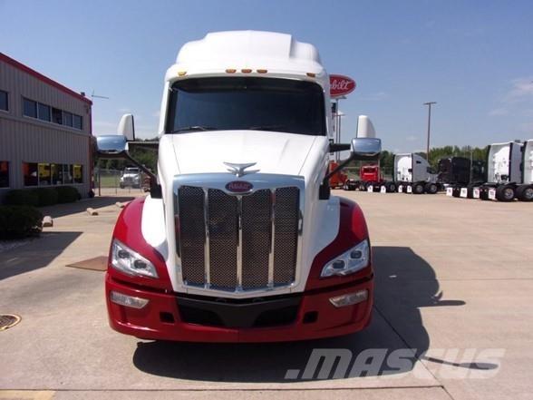 Peterbilt 579 وحدات الجر