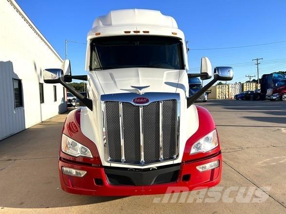 Peterbilt 579 وحدات الجر
