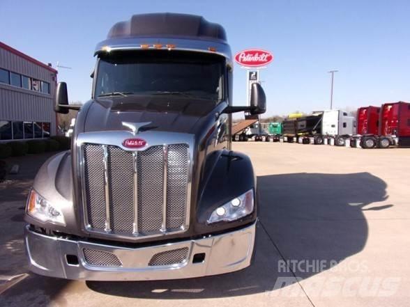 Peterbilt 579 وحدات الجر