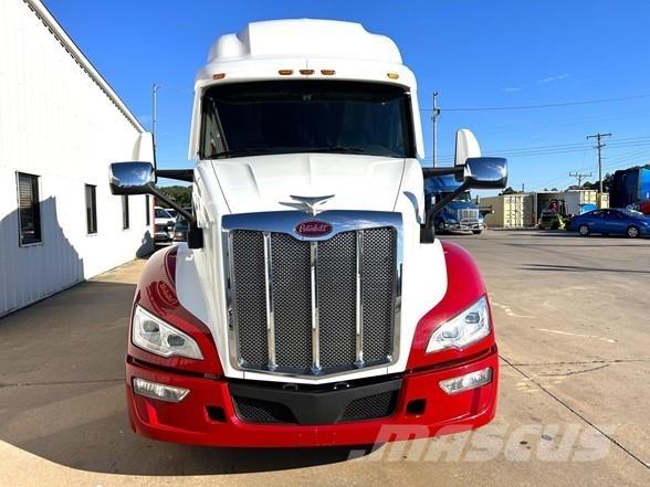 Peterbilt 579 وحدات الجر