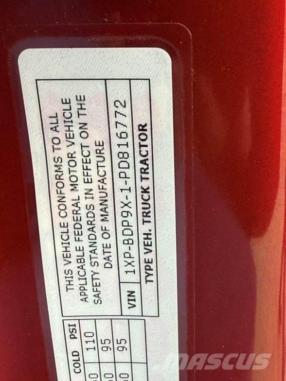 Peterbilt 579 وحدات الجر