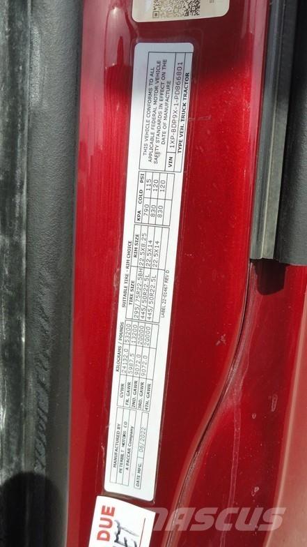 Peterbilt 579 وحدات الجر