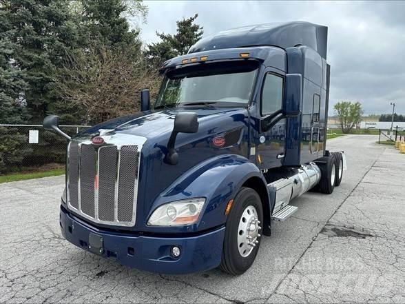 Peterbilt 579 وحدات الجر