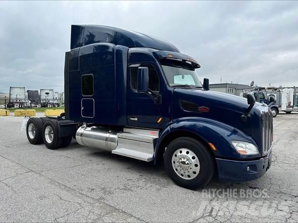 Peterbilt 579 وحدات الجر