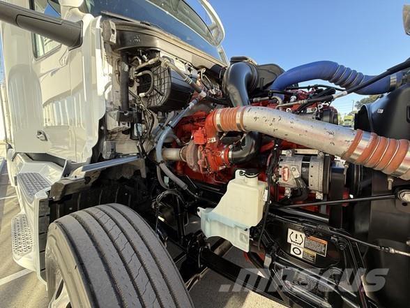 Peterbilt 579 وحدات الجر