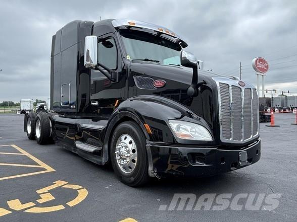 Peterbilt 579 وحدات الجر