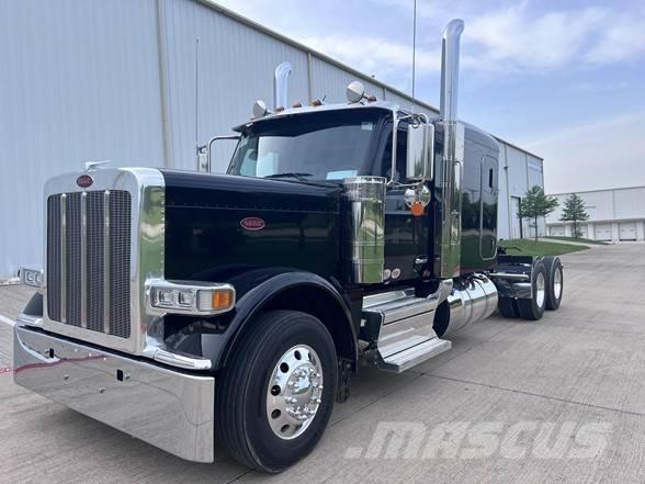 Peterbilt 589 وحدات الجر