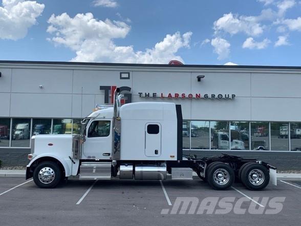 Peterbilt 589 وحدات الجر