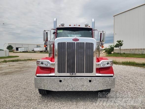 Peterbilt 589 وحدات الجر