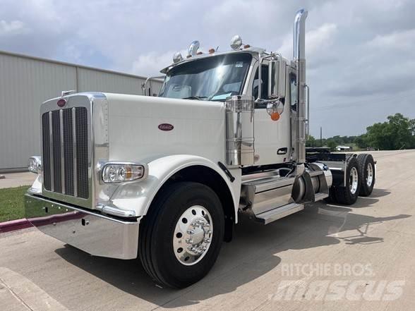 Peterbilt 589 وحدات الجر