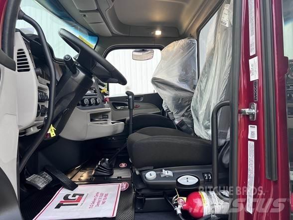 Peterbilt 589 وحدات الجر