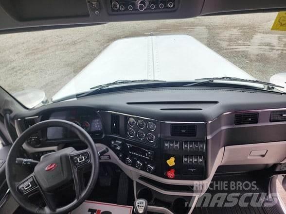 Peterbilt 589 وحدات الجر