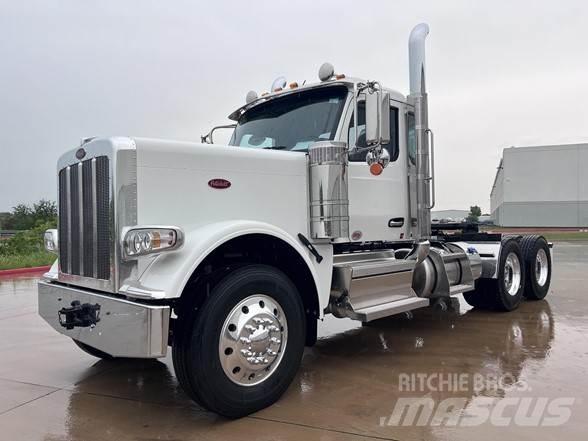Peterbilt 589 وحدات الجر
