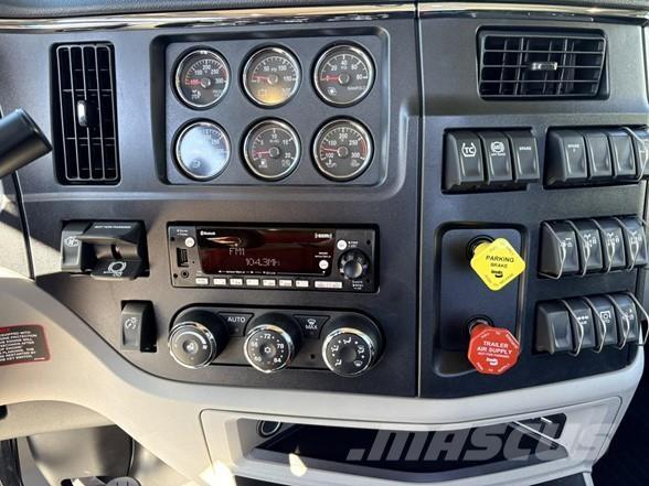 Peterbilt 589 وحدات الجر