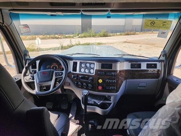 Peterbilt 589 وحدات الجر