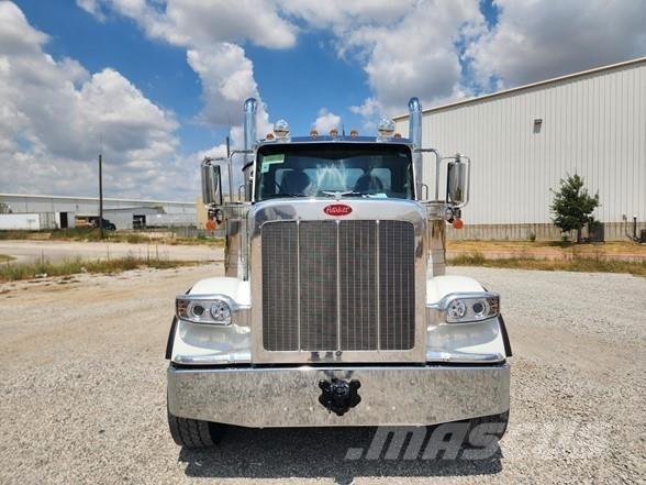 Peterbilt 589 وحدات الجر