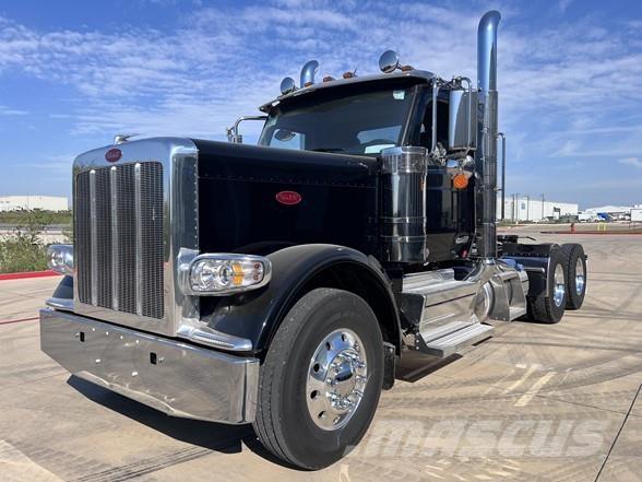 Peterbilt 589 وحدات الجر