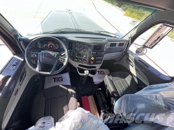 Peterbilt 589 وحدات الجر