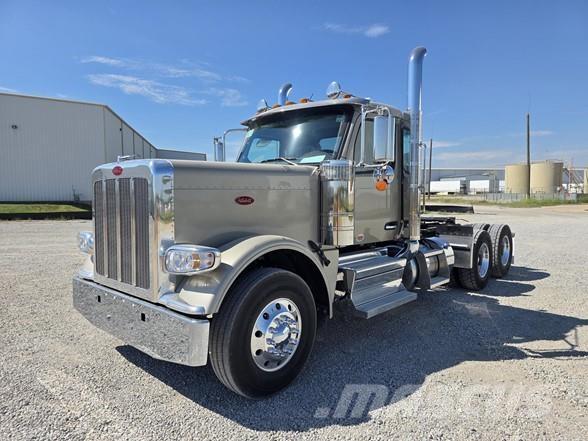 Peterbilt 589 وحدات الجر