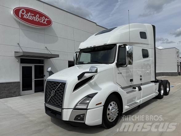Volvo VNL42860 وحدات الجر