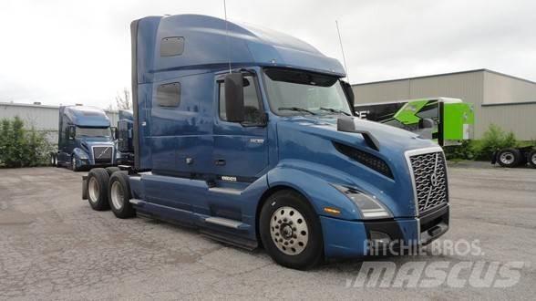 Volvo VNL64T760 وحدات الجر