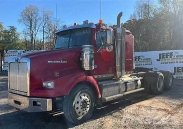 Western Star 4900 وحدات الجر