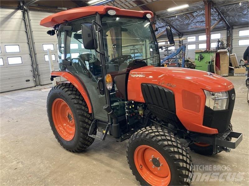 Kubota L2-452 جرارات مدمجة