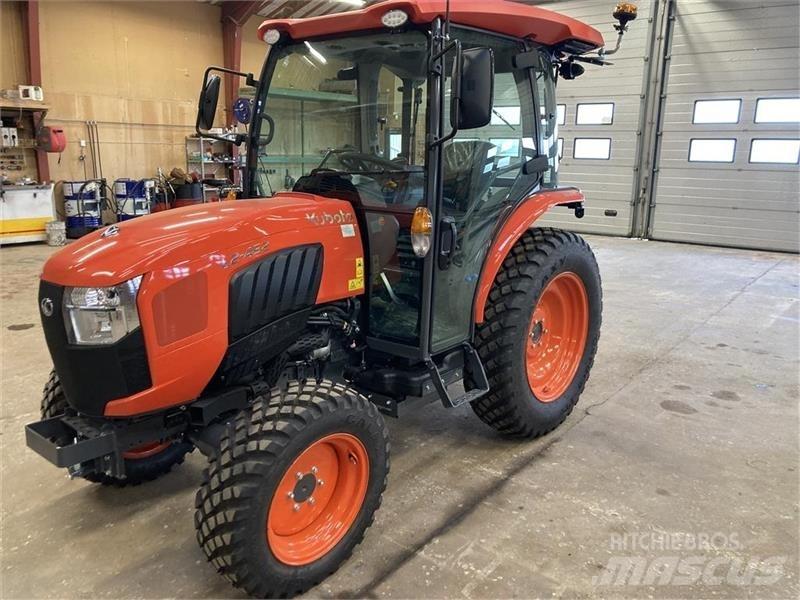 Kubota L2-452 جرارات مدمجة