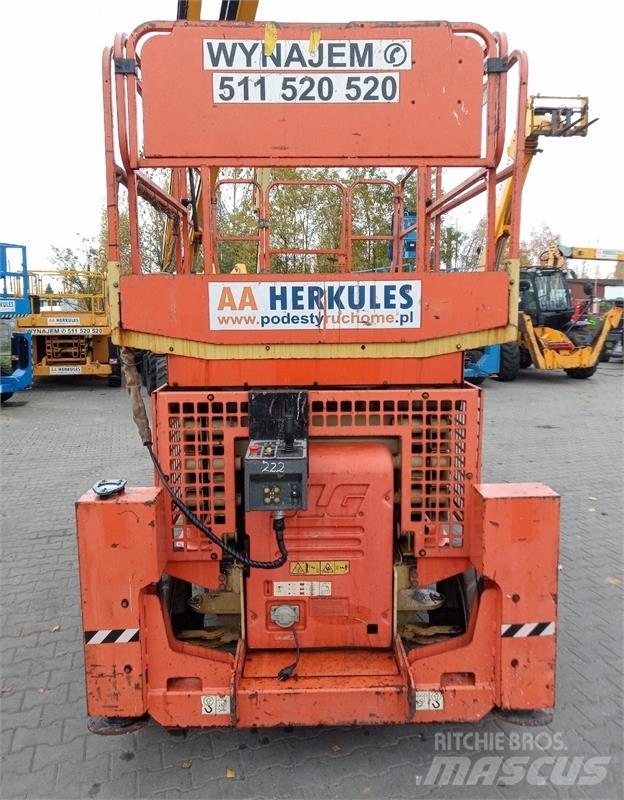 JLG 4069 رافعات مقصية الشكل