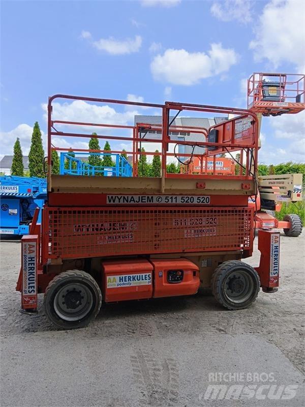 JLG 4069 رافعات مقصية الشكل