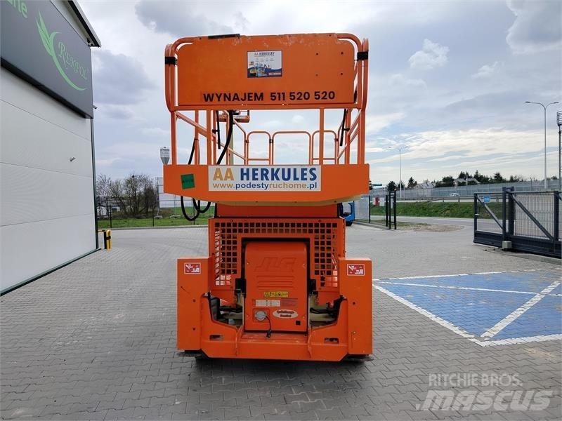JLG 4069 رافعات مقصية الشكل