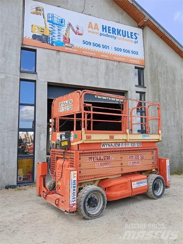 JLG 4069 رافعات مقصية الشكل