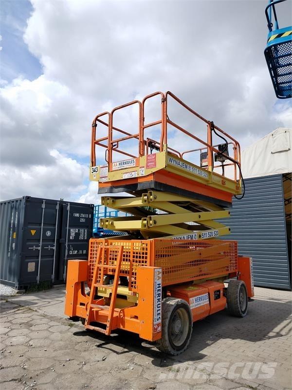 JLG 4069 رافعات مقصية الشكل