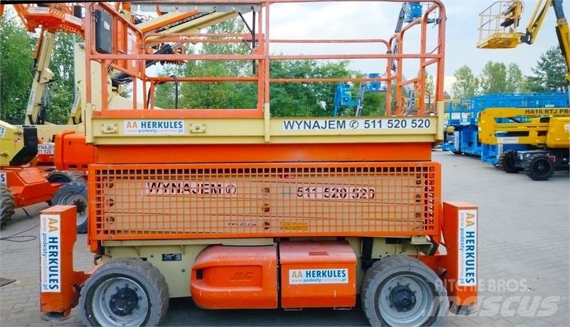 JLG 4069 رافعات مقصية الشكل