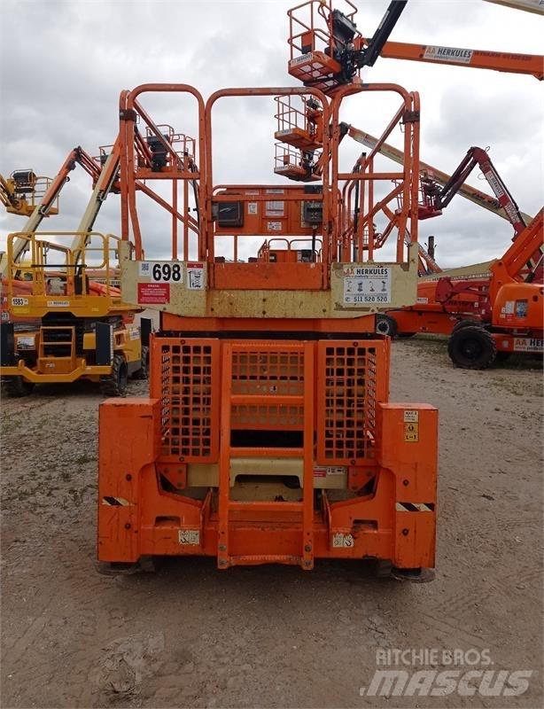 JLG 4069 رافعات مقصية الشكل