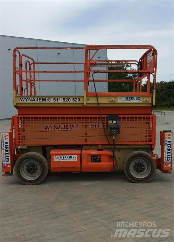 JLG 4069 رافعات مقصية الشكل