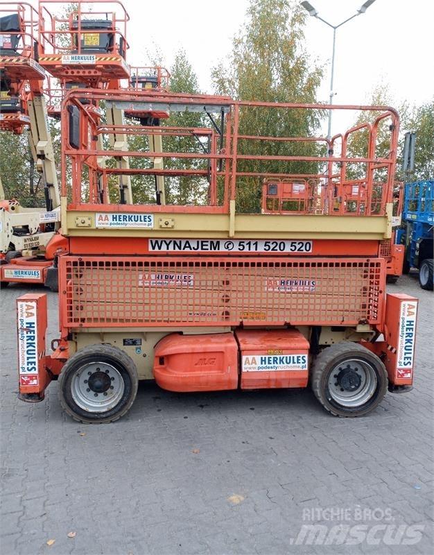 JLG 4069 رافعات مقصية الشكل