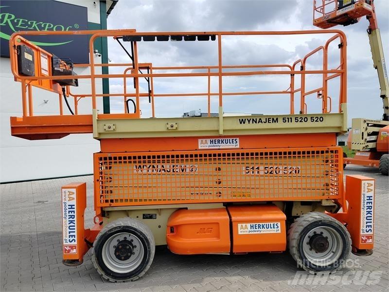 JLG 4069 رافعات مقصية الشكل