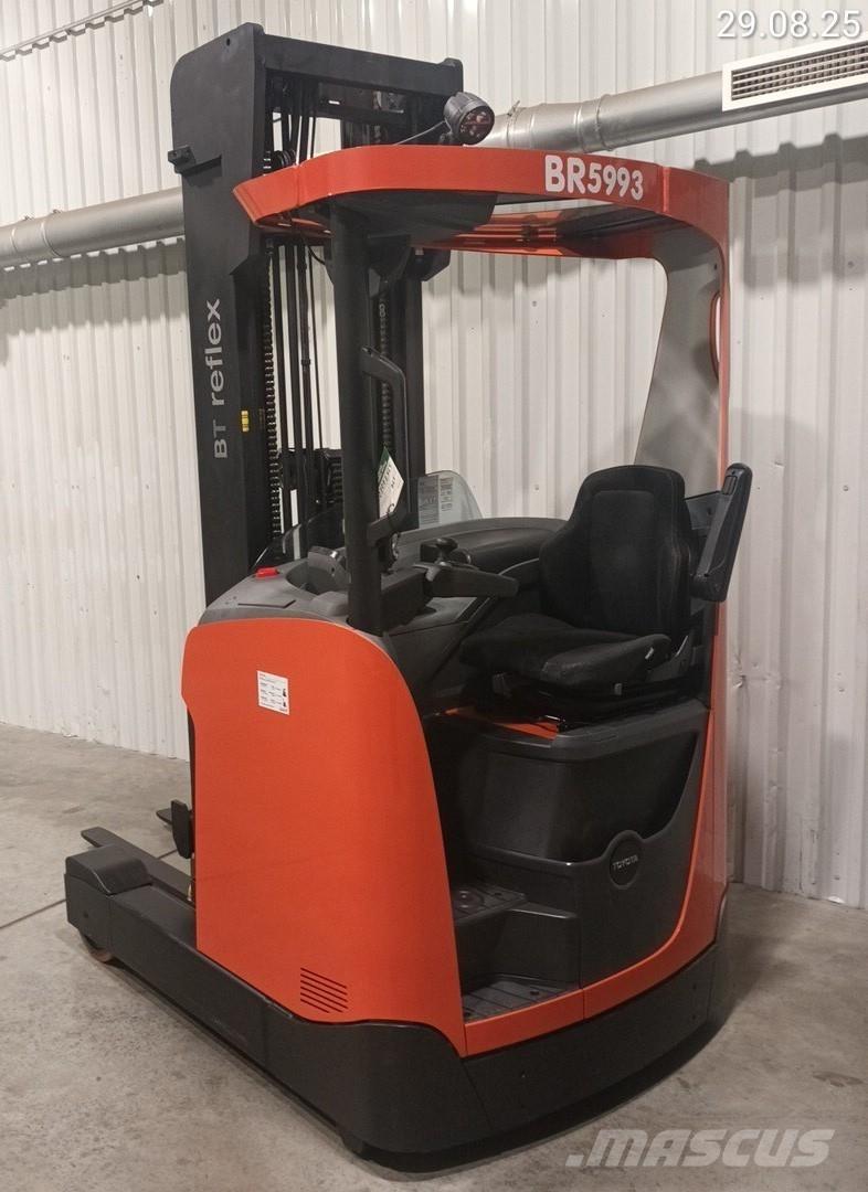 BT RRE140H شاحنة مناولة