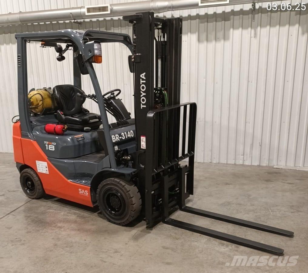 Toyota 02-8FGF18 شاحنات LPG