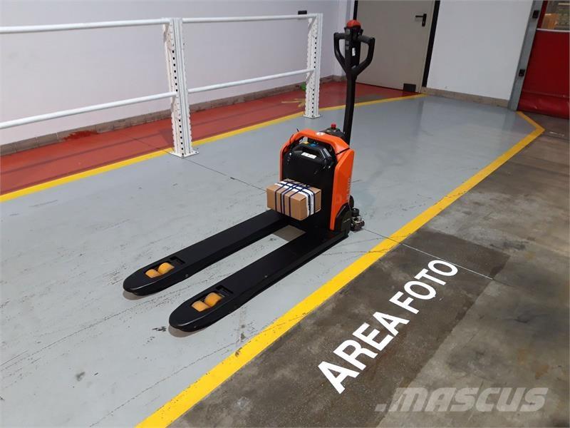 BT LHE130 شاحنات ذات رافعات شوكية تعمل بالكهرباء